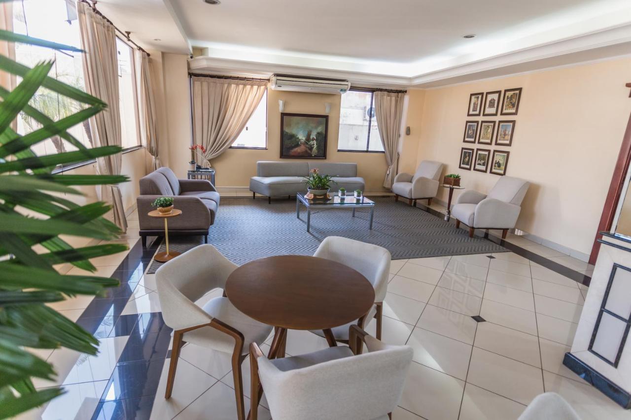 Jr Hotel Marília Eksteriør billede