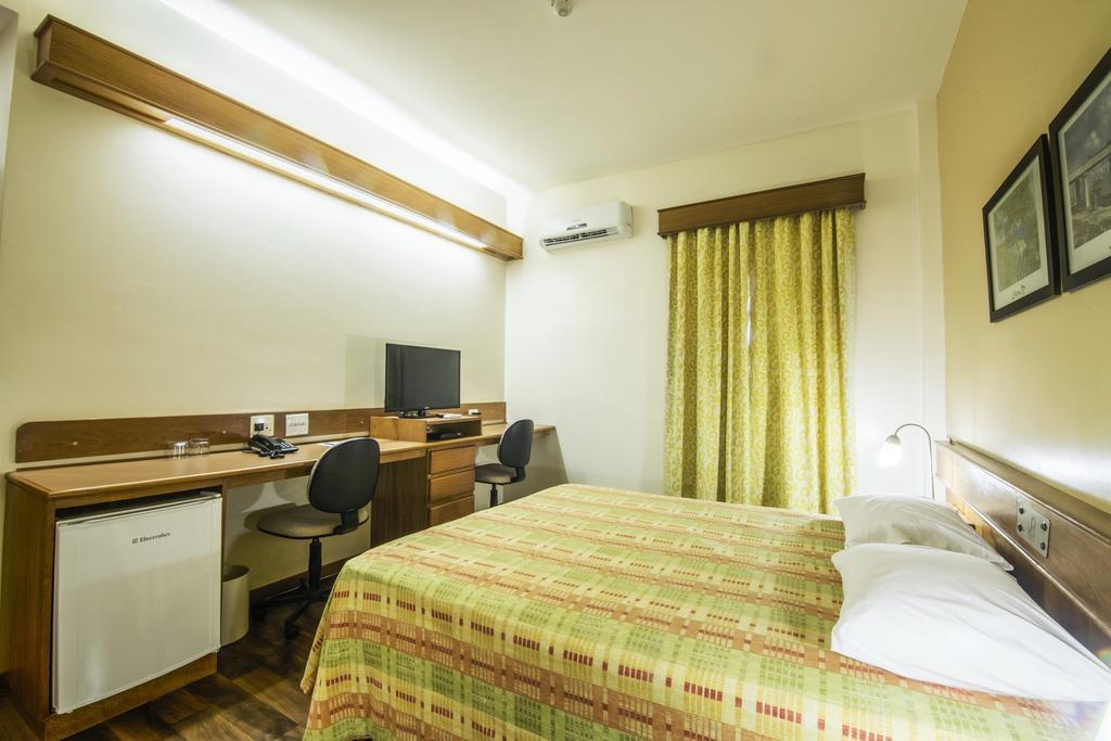 Jr Hotel Marília Eksteriør billede