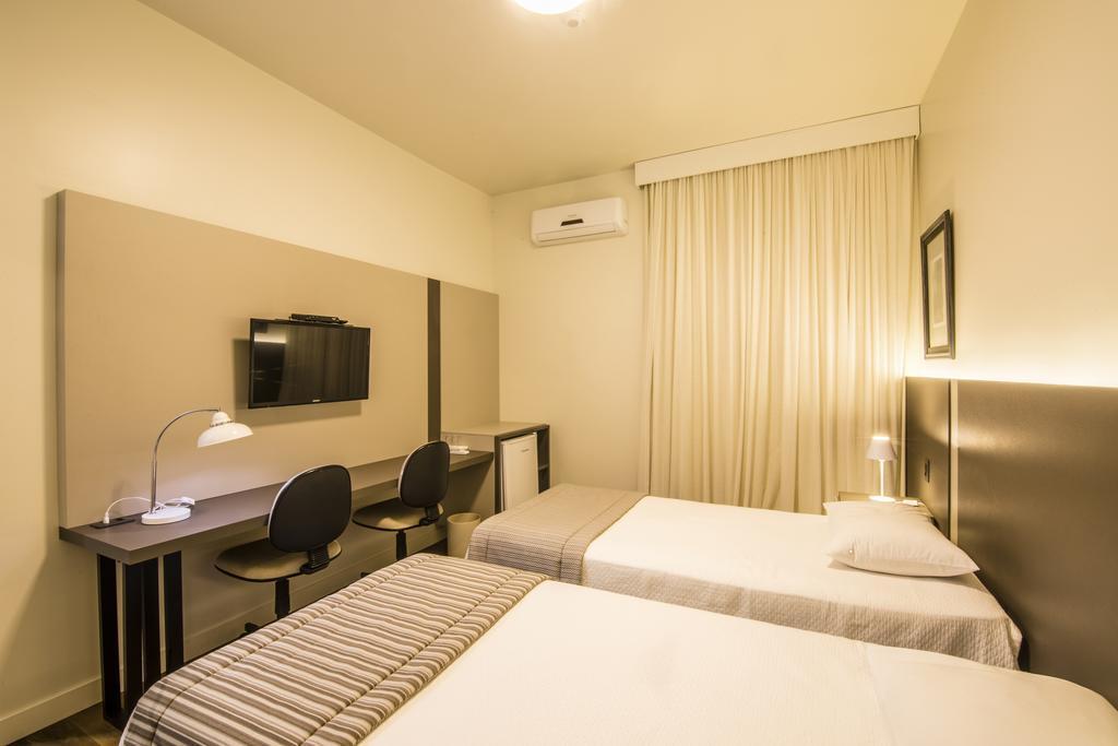 Jr Hotel Marília Eksteriør billede