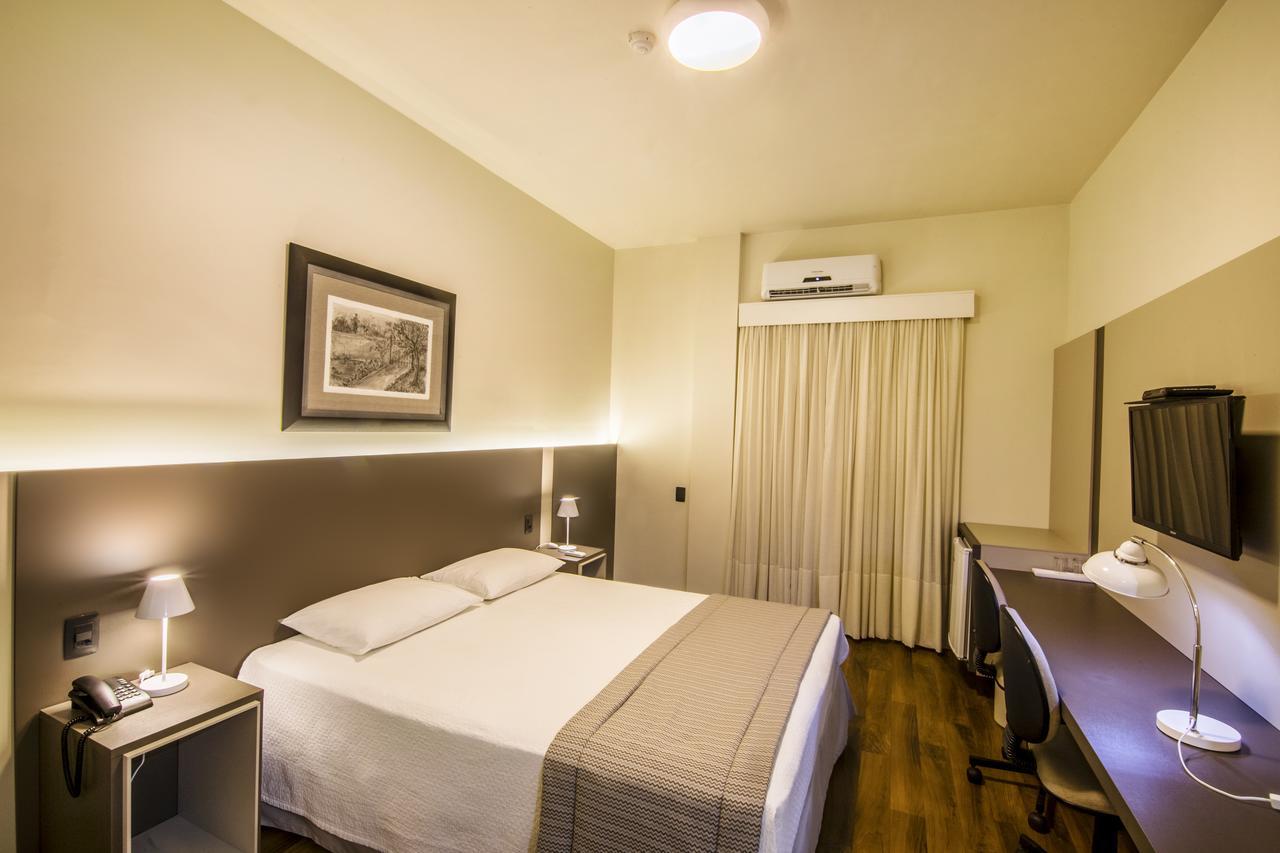 Jr Hotel Marília Eksteriør billede